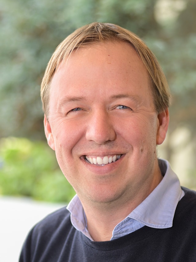 Tom Rivett-Carnac | Bezos Earth Fund