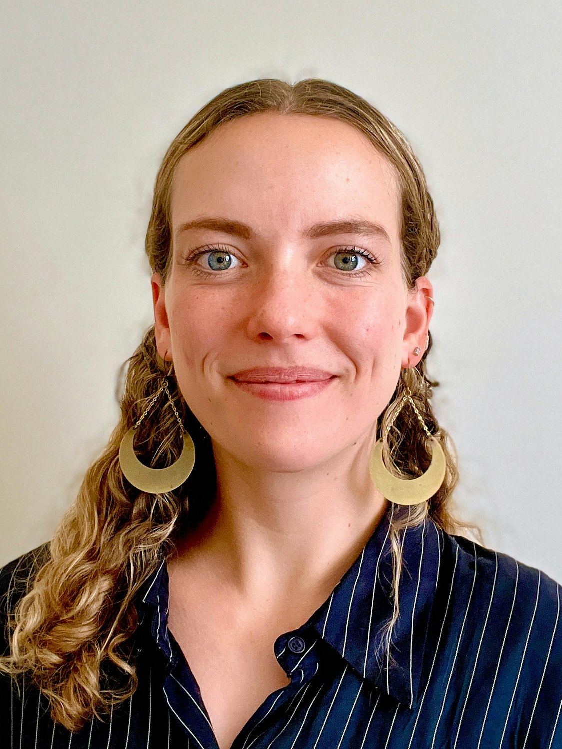 Headshot of Caroline Roffe, Digital Media Produce with Film 45 and the Bezos Earth Fund